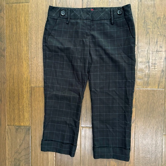 Guess Jeans Cropped Pants - Picture 1 of 9